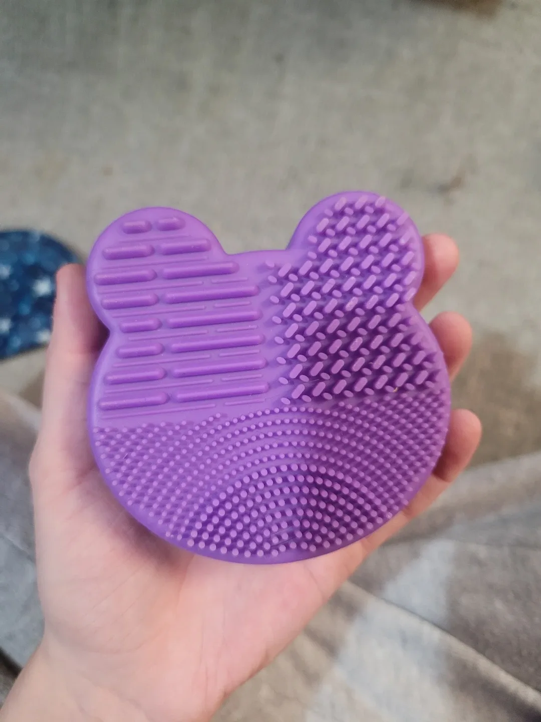 Purple Silicone Makeup Brush Cleaning Pad image indicator(2)