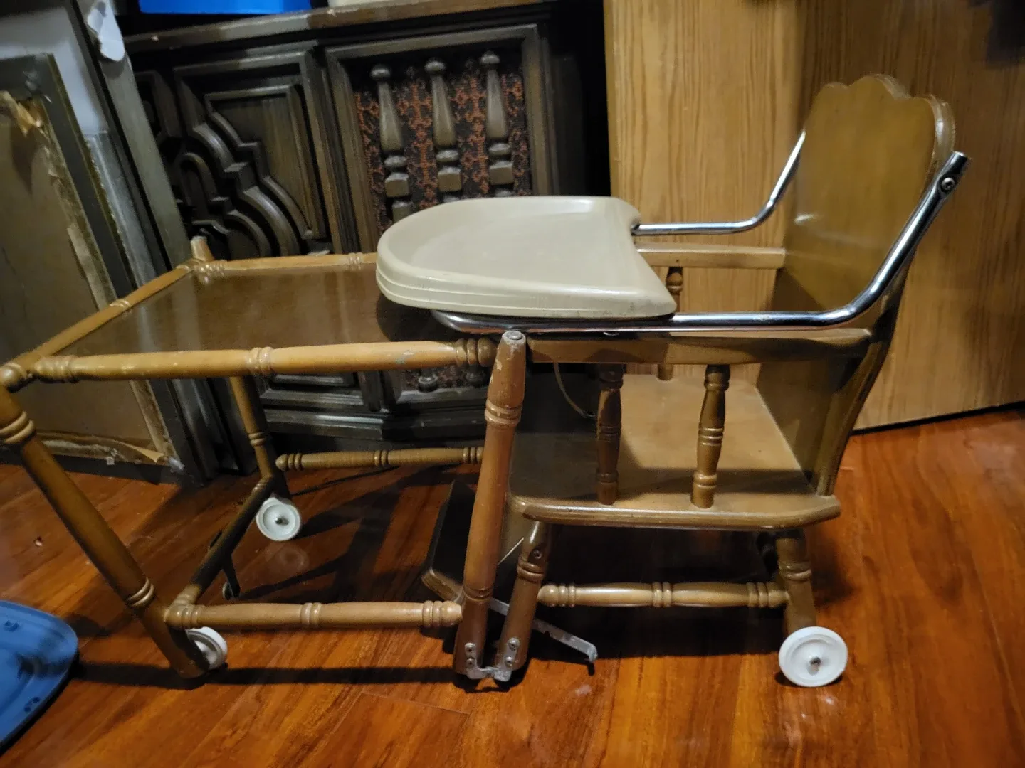 Vintage Wooden High Chair with Tray image indicator(3)