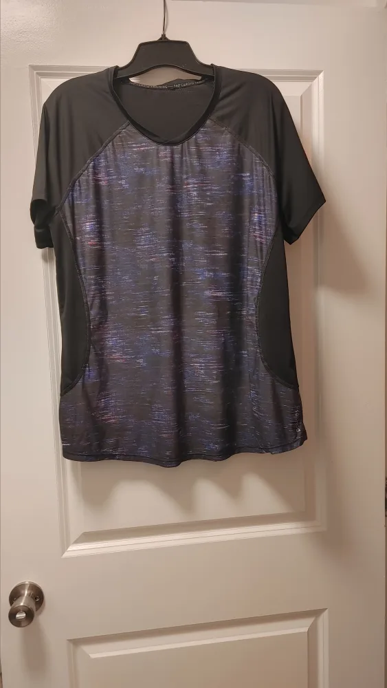 34 Degrees Cardio Training Shirt size Large