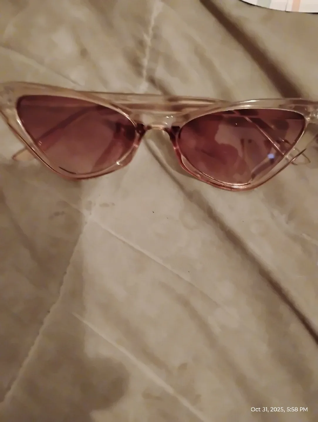 Cat Eye Sunglasses - Pink thumbnail
