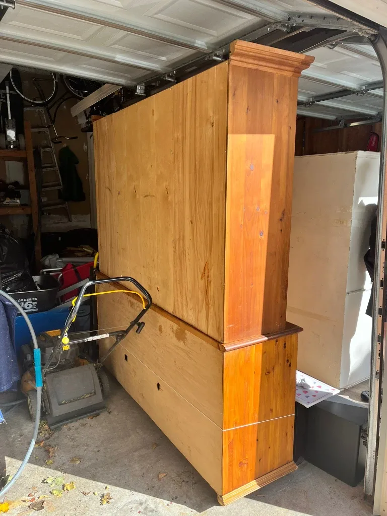 Beautiful Mennonite Hutch image indicator(5)