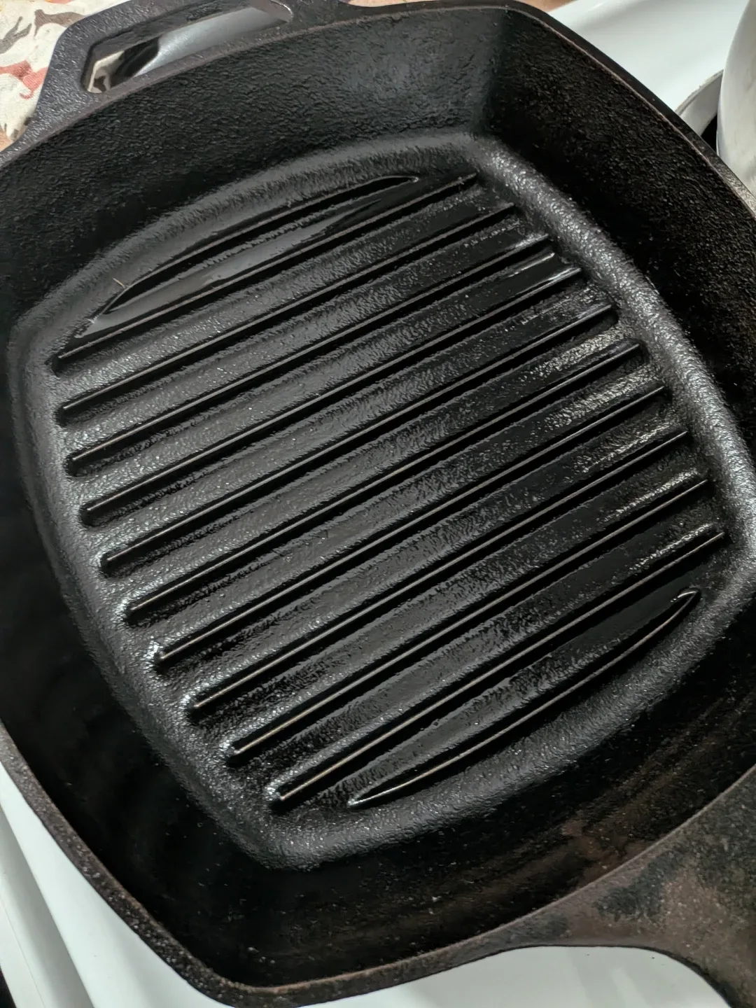 Lodge Cast Iron Grill Pan - Black image indicator(5)
