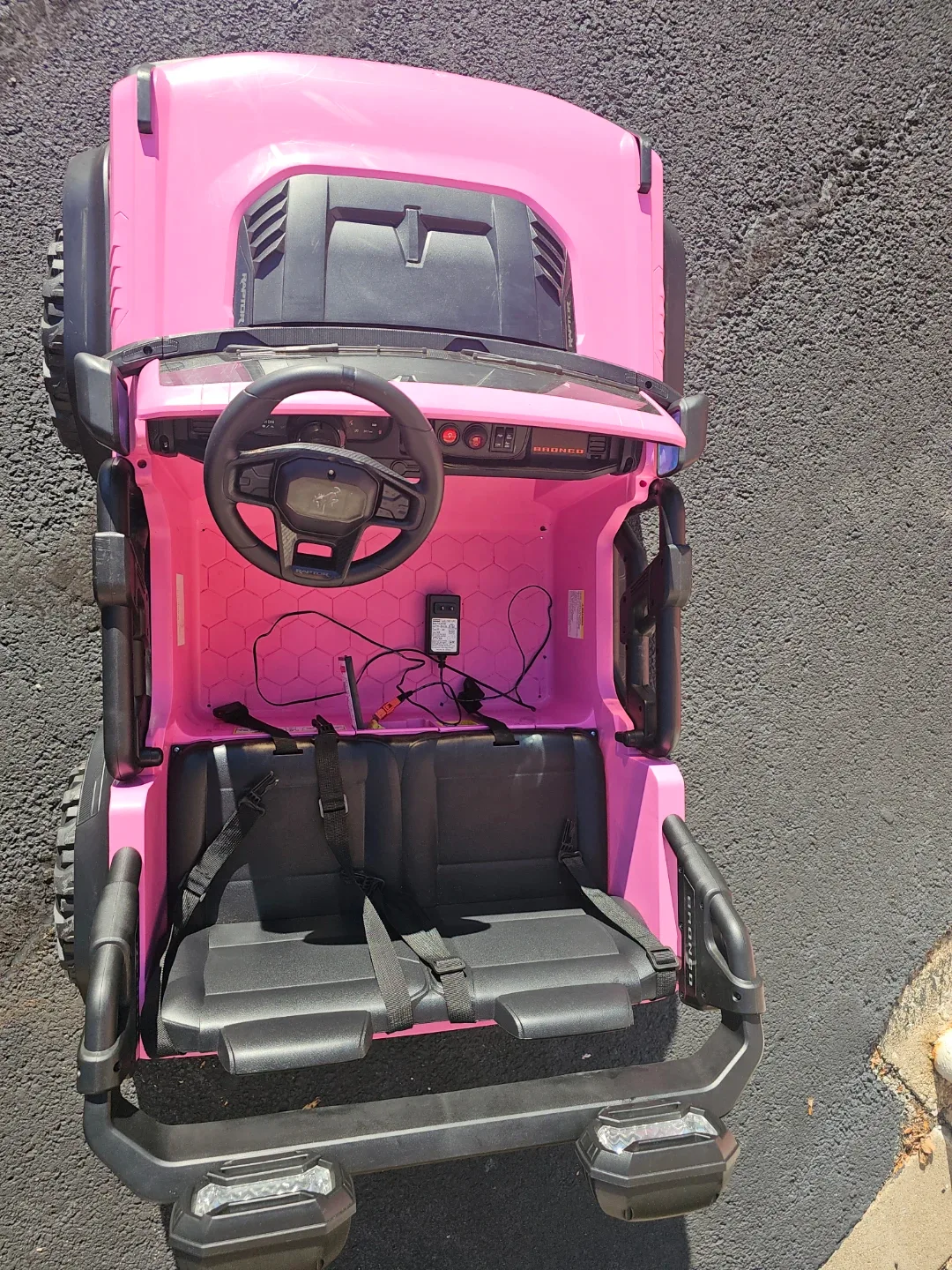 Pink Ford Bronco Kids Ride On Truck image indicator(6)