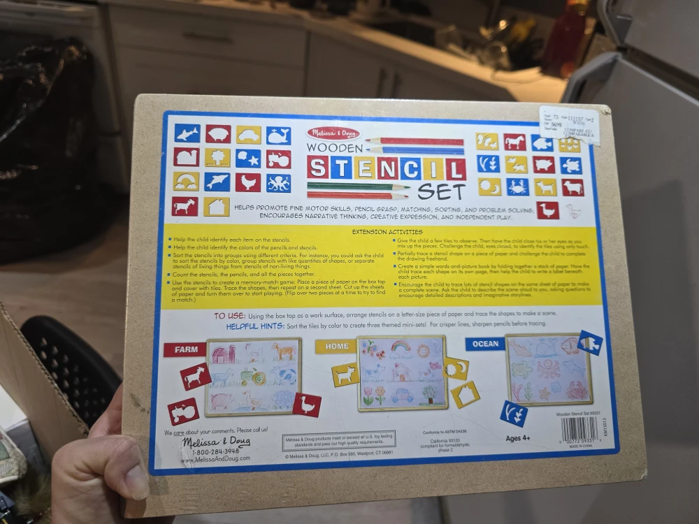 Brand new Melissa & Doug Wooden Stencil Set, Ages 4+ - photo 2