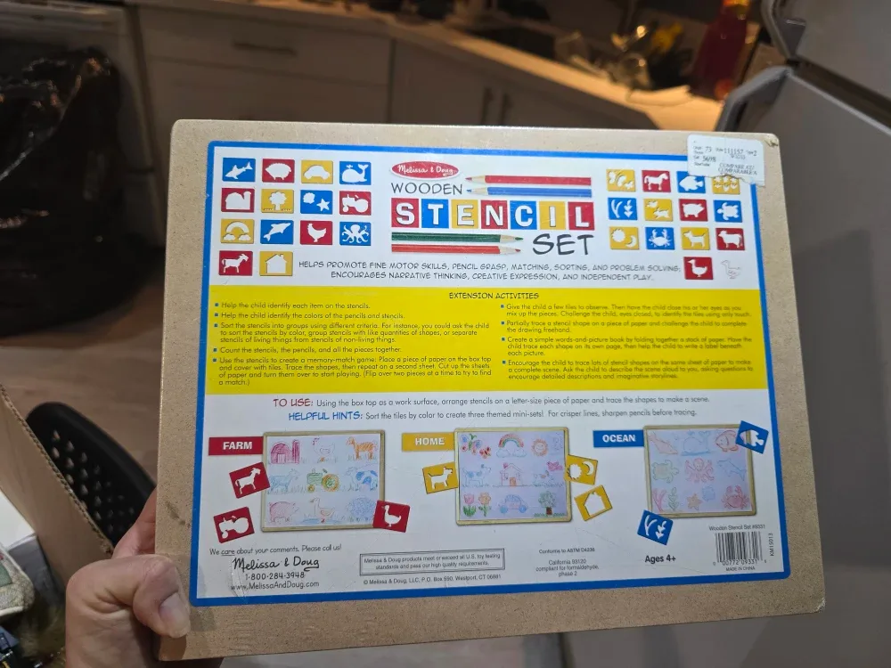 Brand new Melissa & Doug Wooden Stencil Set, Ages 4+ image indicator(2)