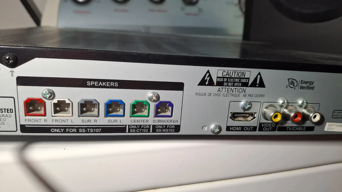 Sony DAV-TZ135 DVD Home Theatre System 🥕 image indicator(3)