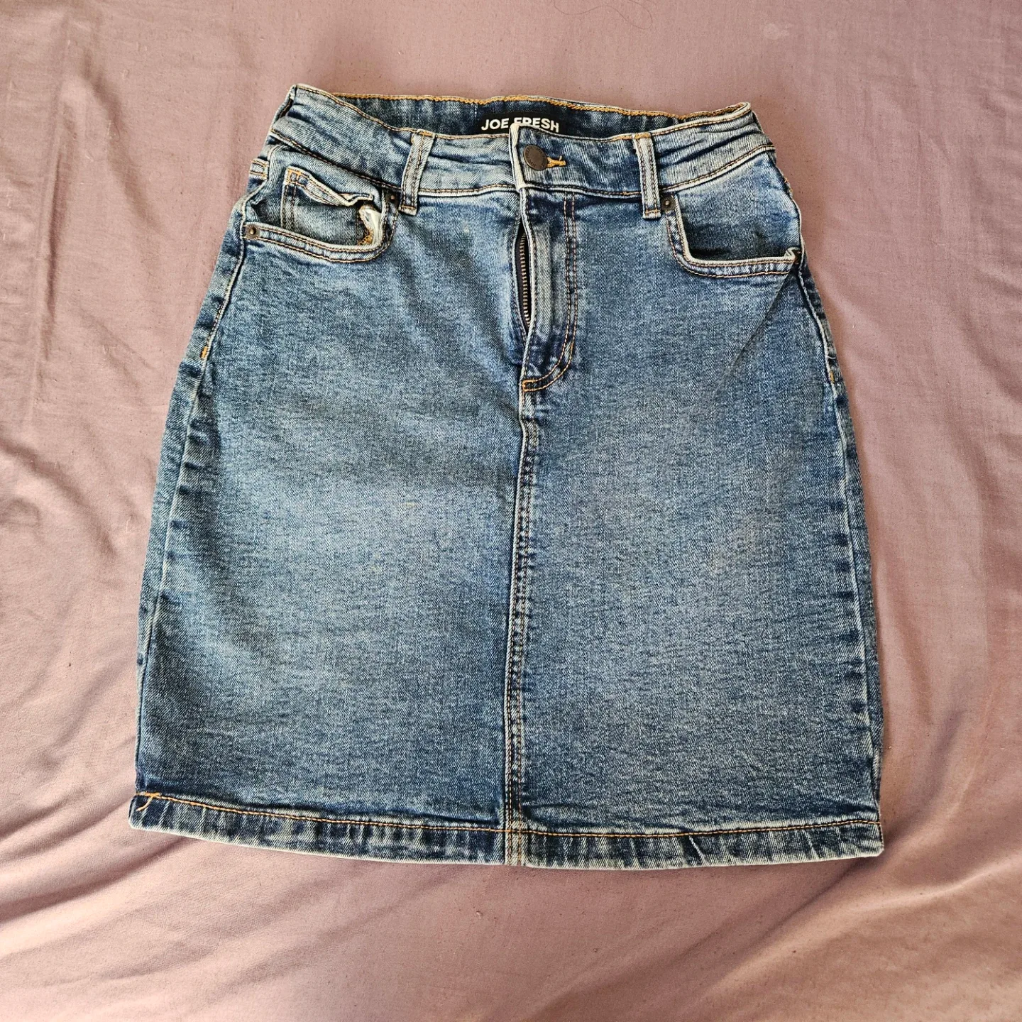 Selection of Women's Dresses and Tops image indicator(7)