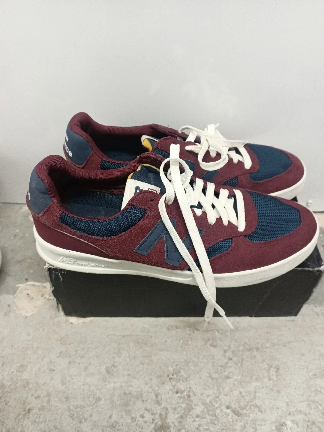 New Balance 300 Burgundy/Navy Sneakers image indicator(2)