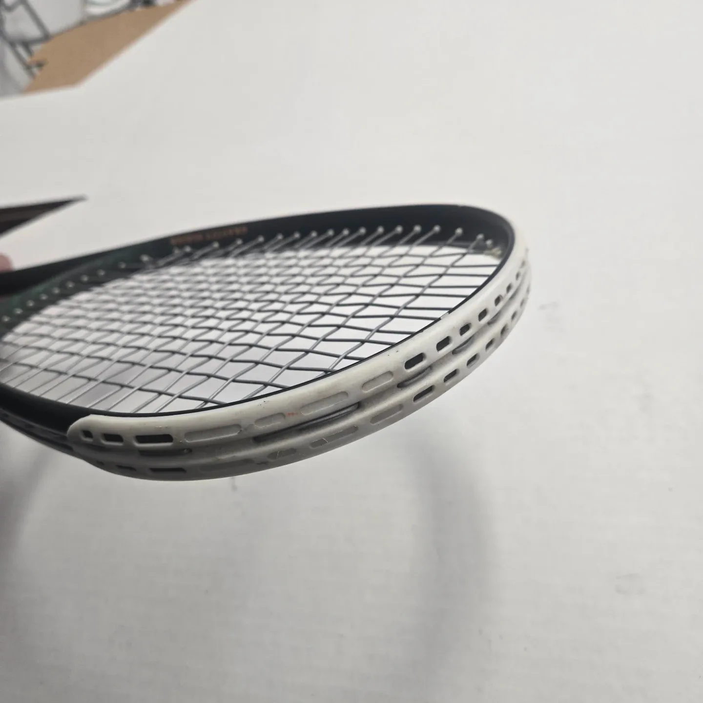 Black Knight GS 71 Squash Racquet image indicator(2)