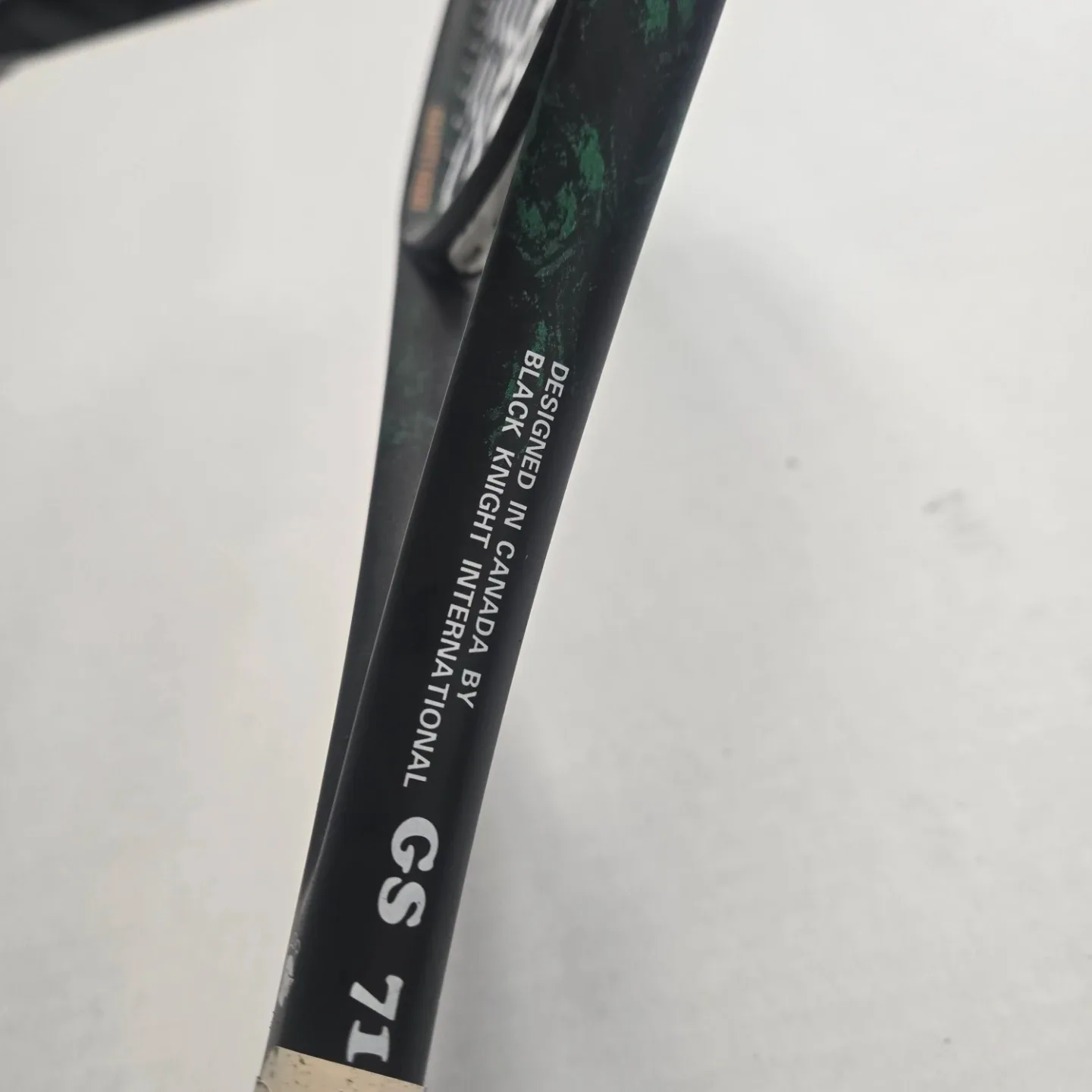 Black Knight GS 71 Squash Racquet image indicator(3)