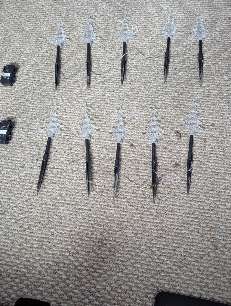 Christmas Tree Lawn Lights - Set of 10 CASH ONLY AS IS