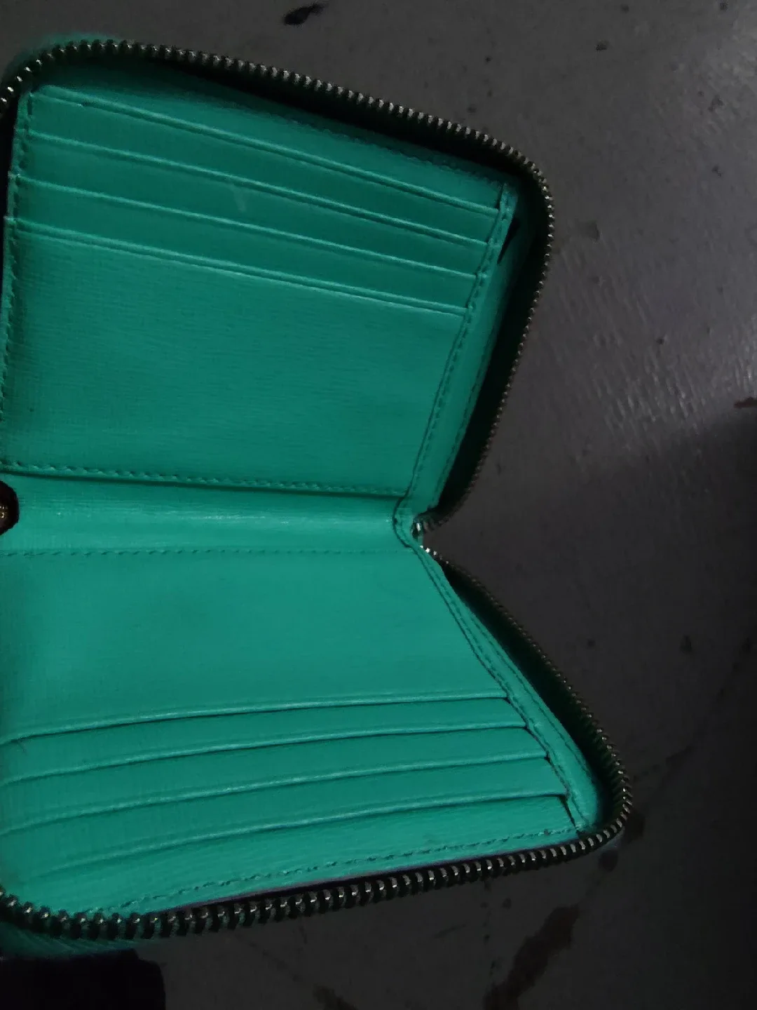 Dooney & Bourke Wallet image indicator(3)