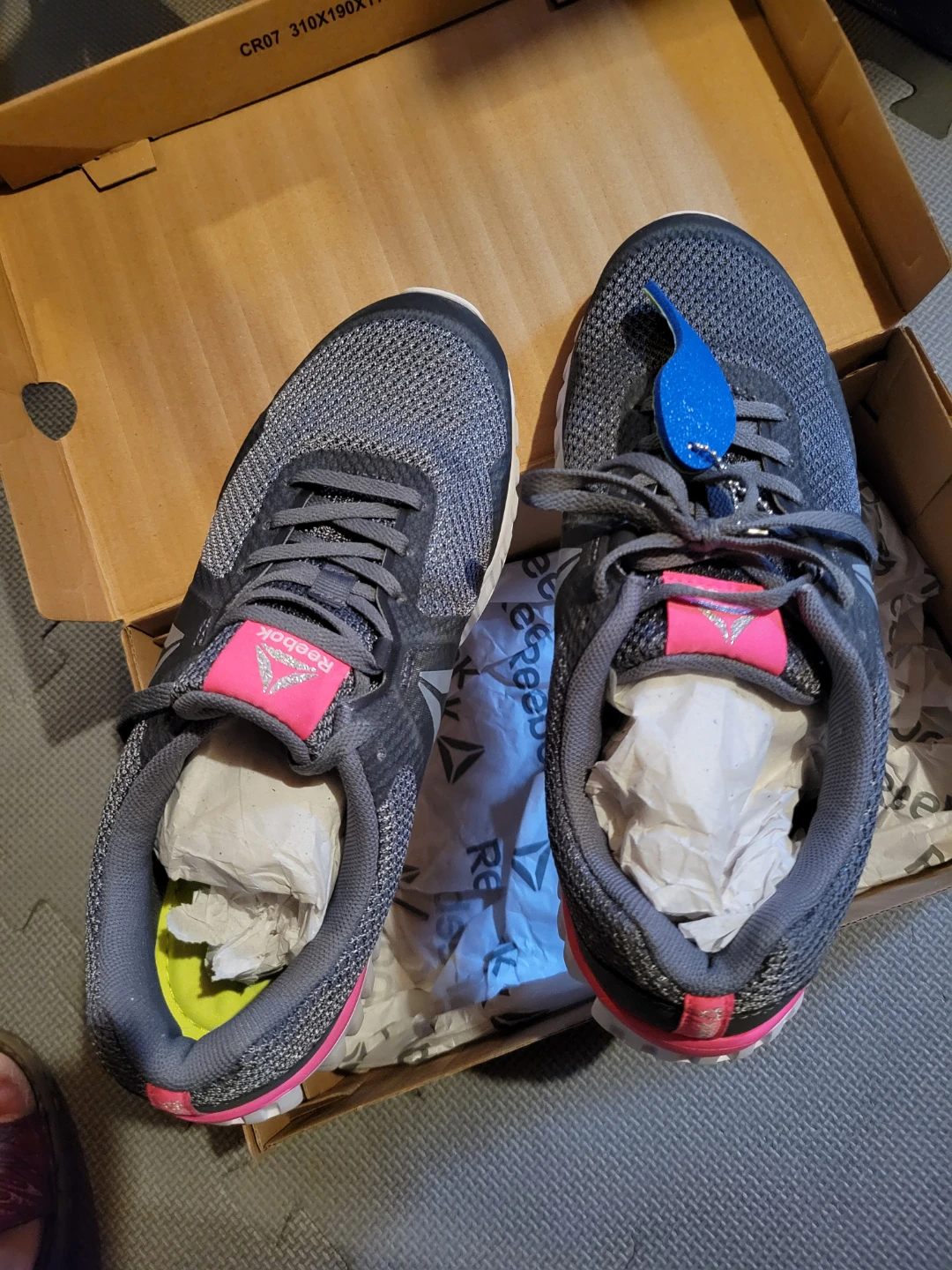 Reebok Women's Running Shoes, Size 8.5, Grey/Pink - photo 4