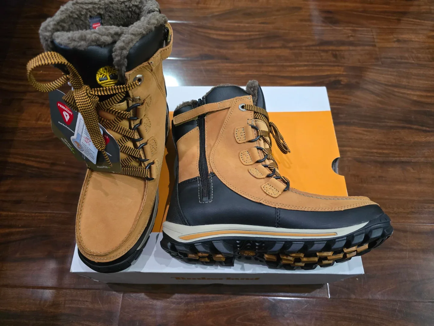 Kids Timberland Waterproof Winter Boots - Size 4 image indicator(3)