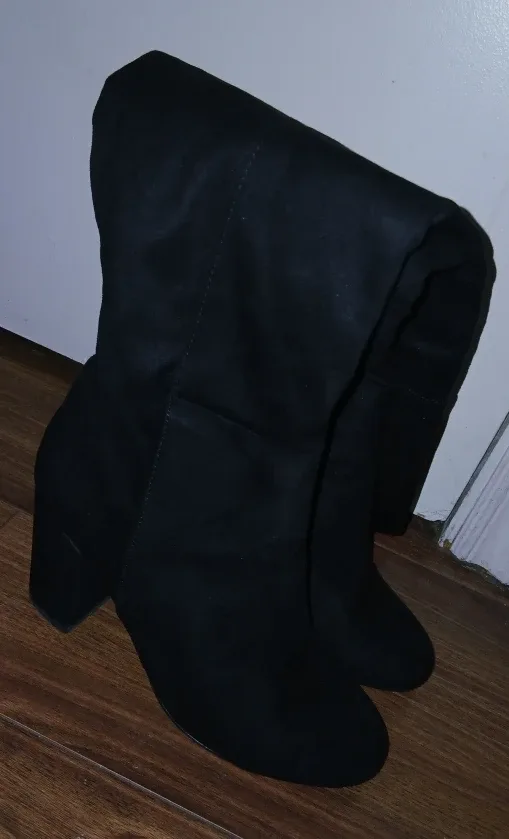 Steve Madden Black Knee High Boots - Size 37 image indicator(4)