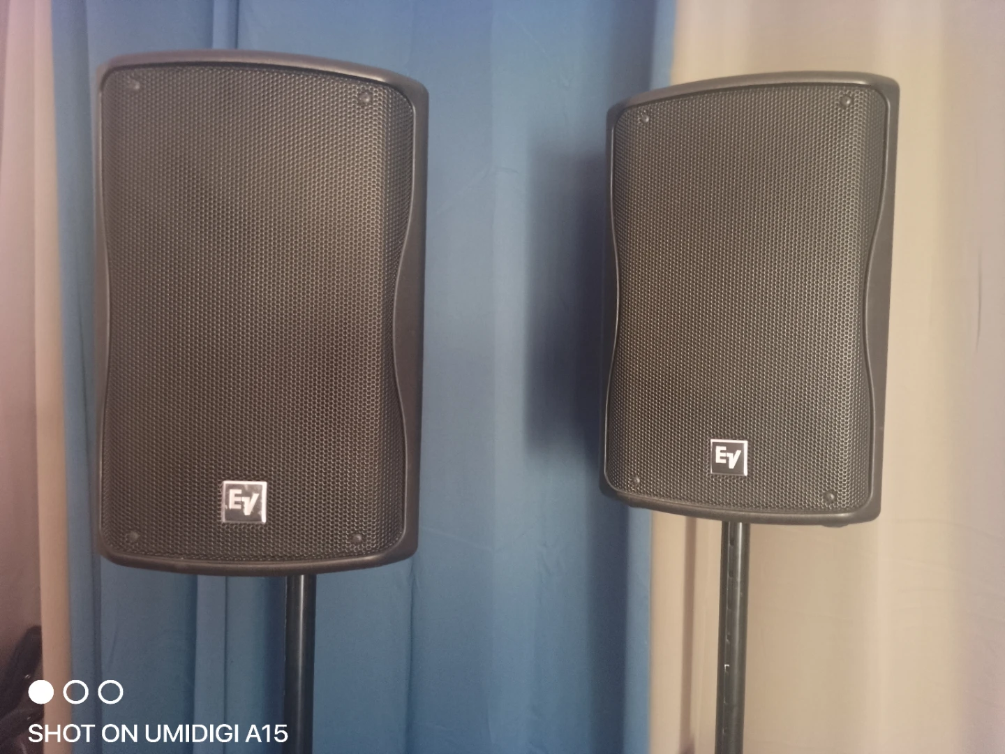 ElectroVoice ZX1-90 Passive Full Range Speakers
