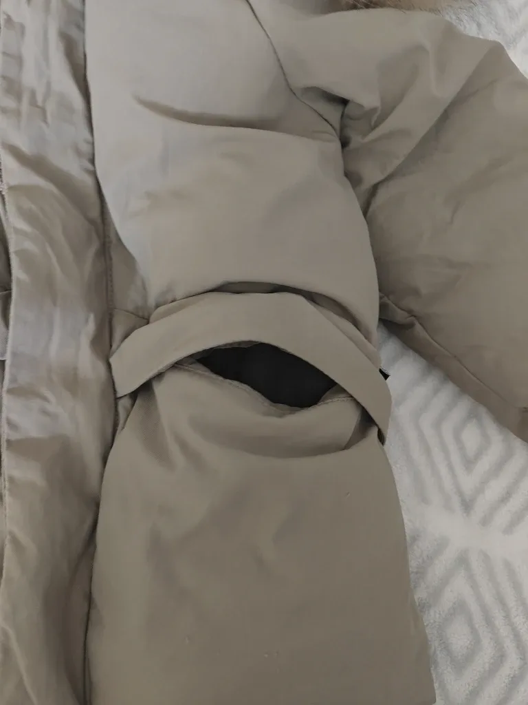 Zara Puffer Jacket, Size 18-24 Months image indicator(7)