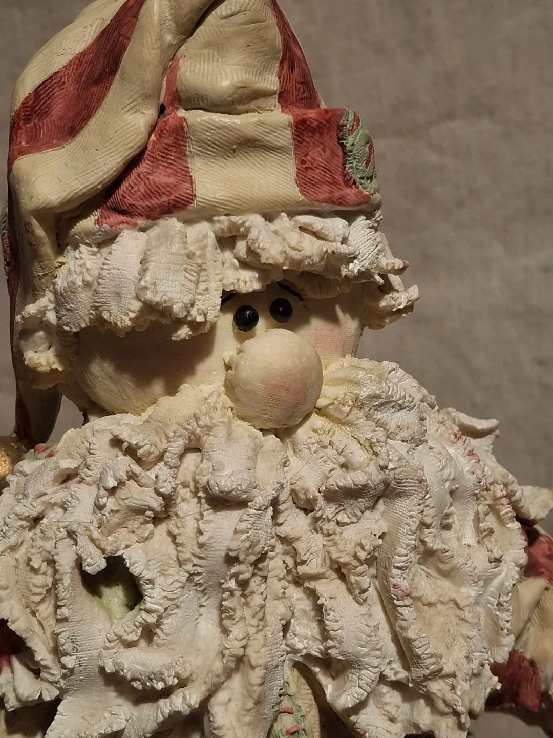 Santa Claus Figurine with Reindeer image indicator(3)