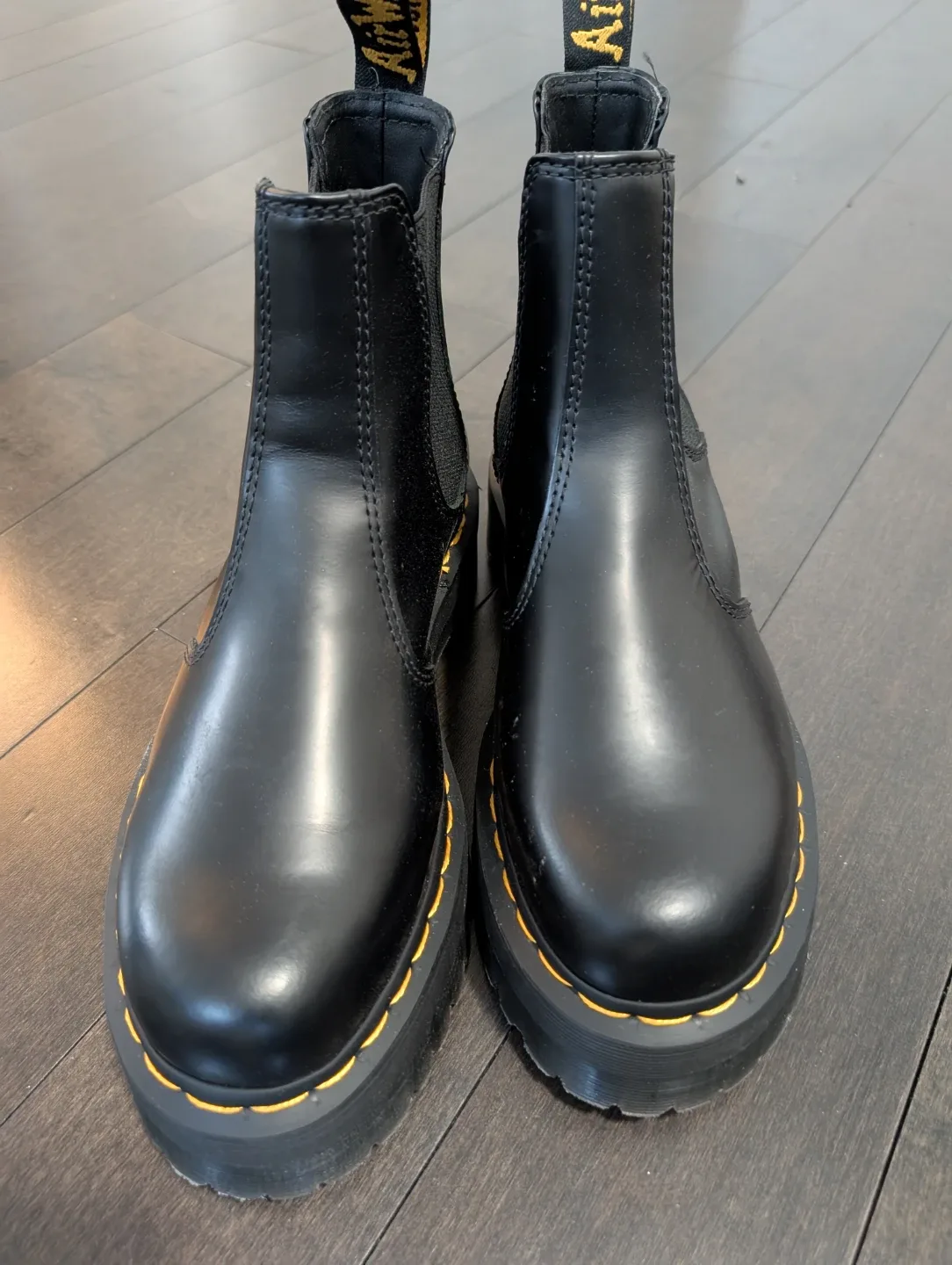 Dr. Martens 2976 Quad Black, US 9 (Women's) image indicator(4)