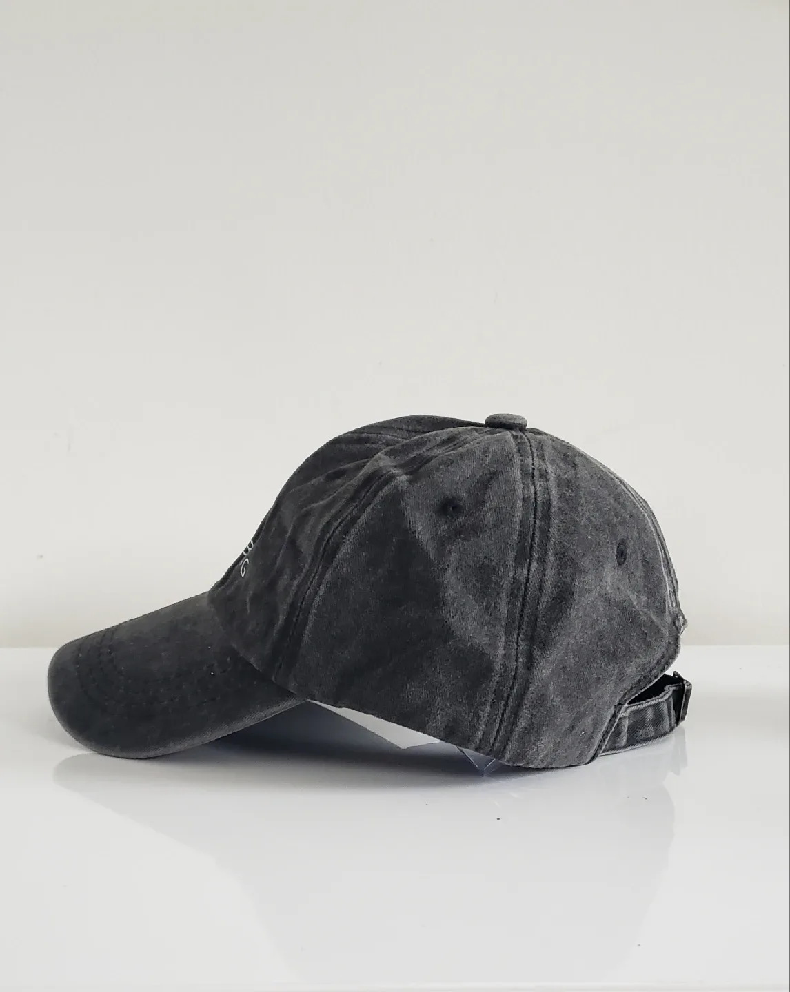 Anine Bing Cap image indicator(2)