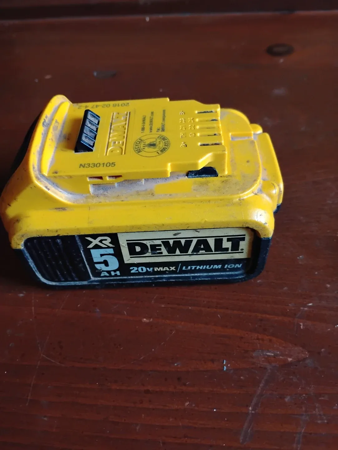 Milwaukee M18 REDLITHIUM XC Battery image indicator(5)
