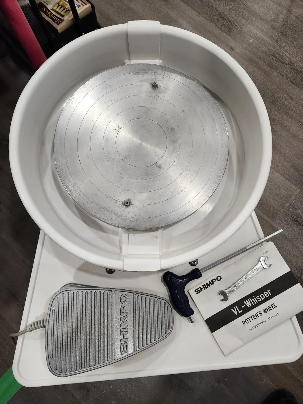 Shimpo VL-Whisper Pottery Wheel – Great Condition image indicator(6)