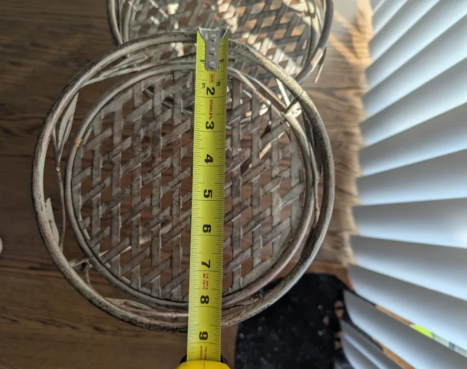 Metal Plant Stand with 4 Tiered Shelves image indicator(2)