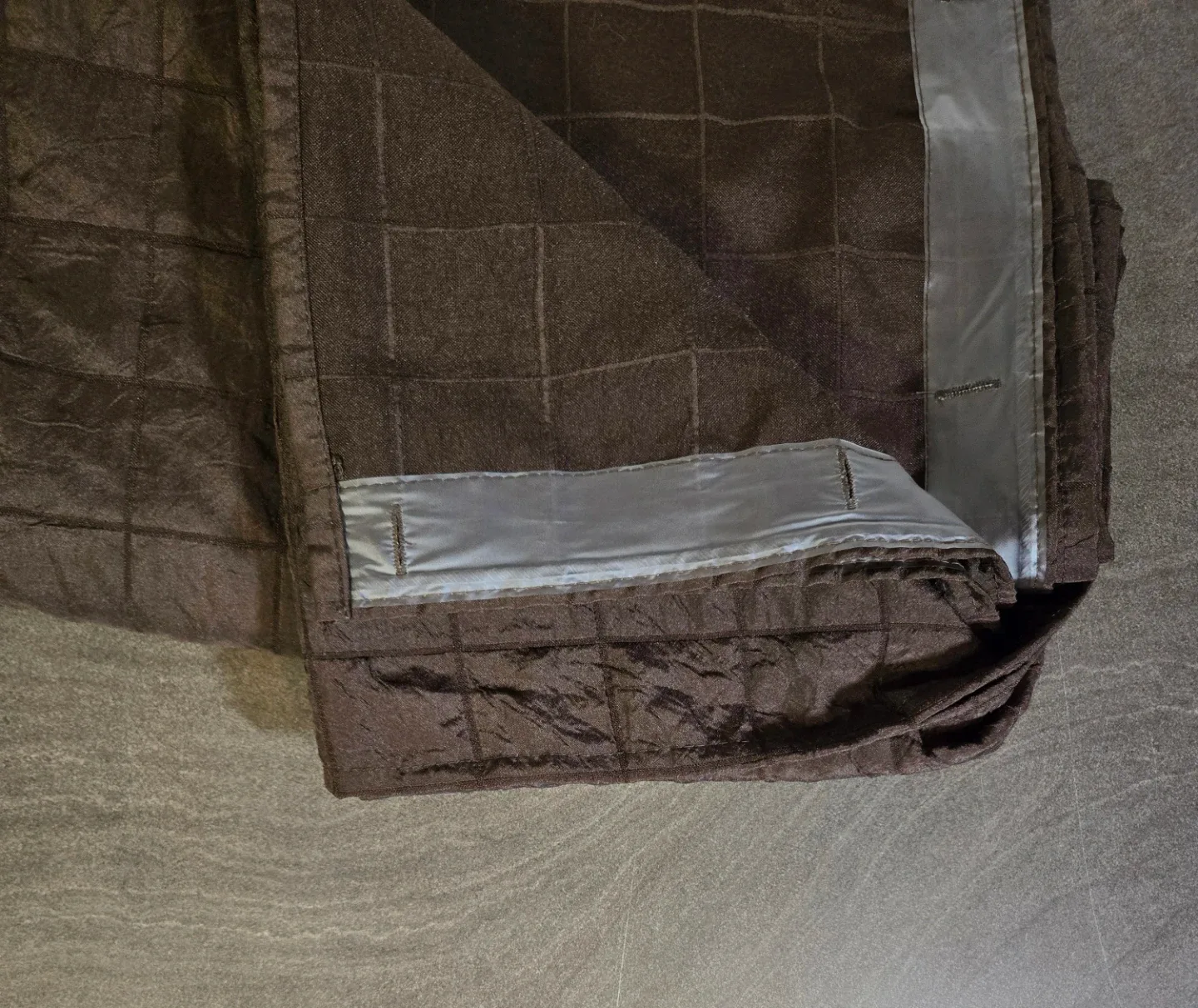 Brown Shower Curtain image indicator(2)