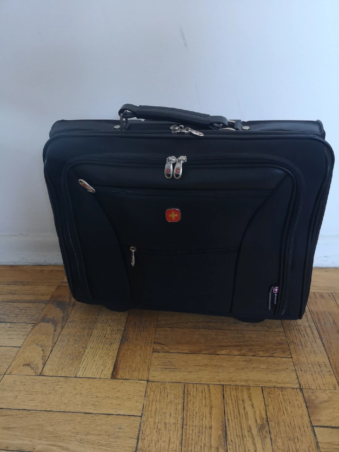 Wenger Black Rolling Carry-On Luggage
