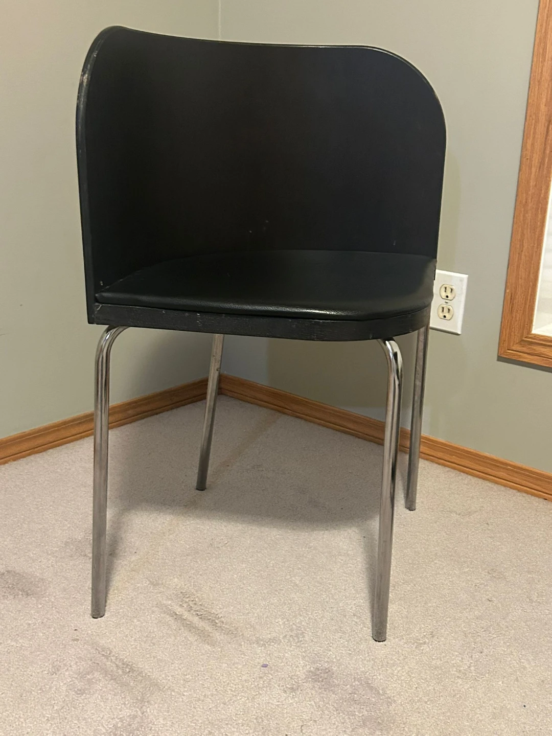 Adjustable Black Desk and Chair Set - photo 2