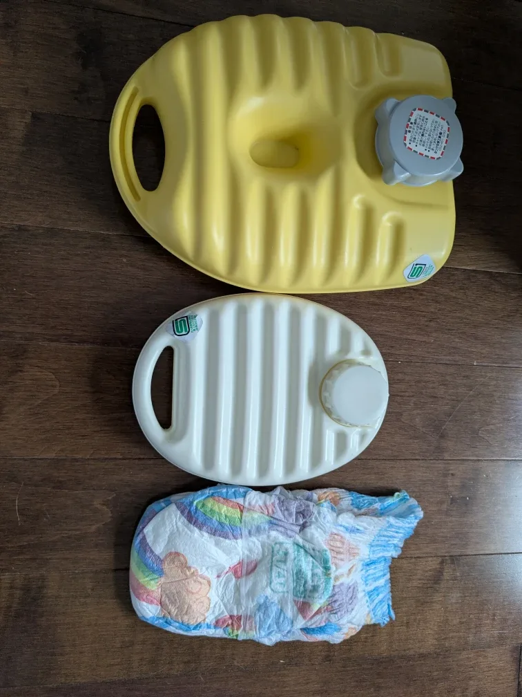 Yellow & White Hot Water Bottle Set