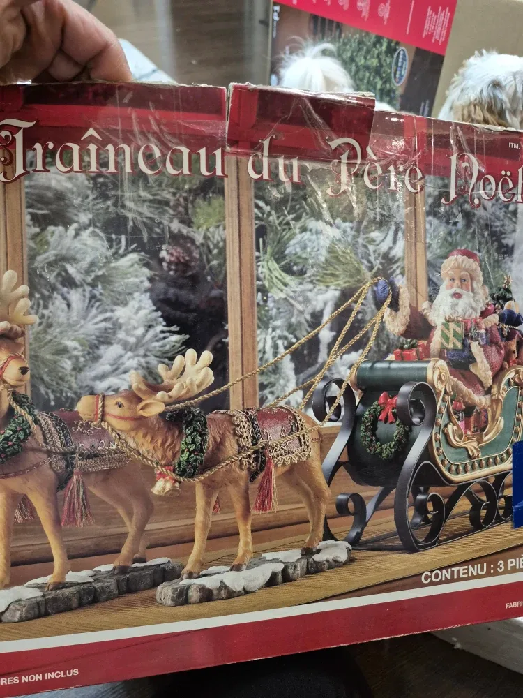 Traineau du Père Noël (Santa's Sleigh) Figurine