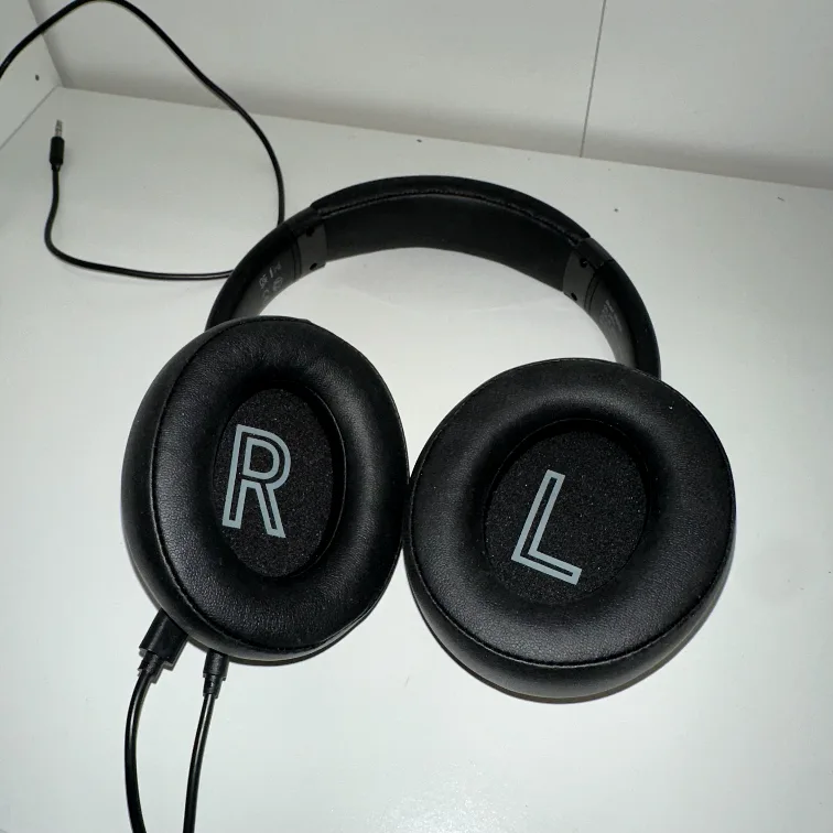 Beribes Black Headphones image indicator(3)