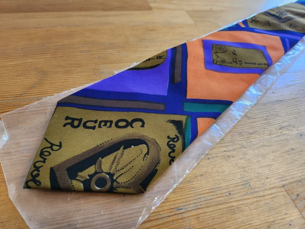 Balloon Japan Tie image indicator(3)