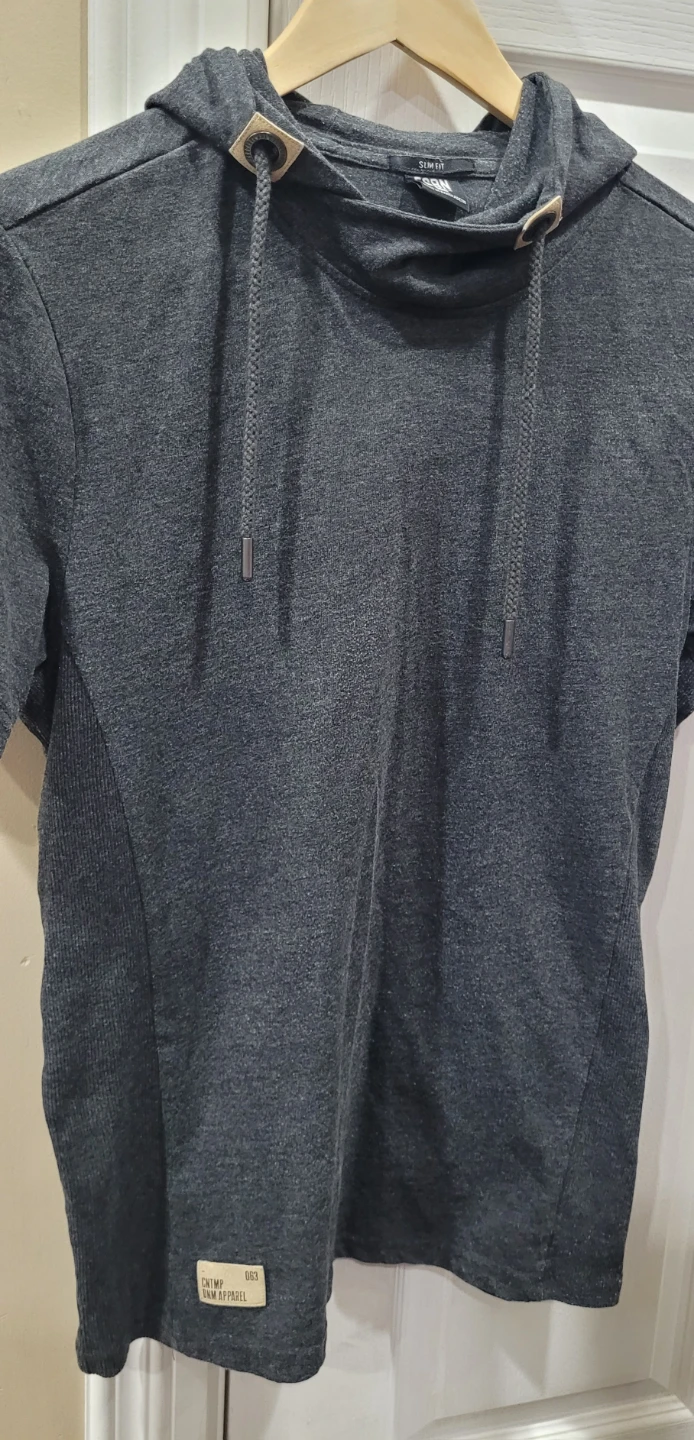 FSBN Slim Fit Hoodie - Size M - photo 2