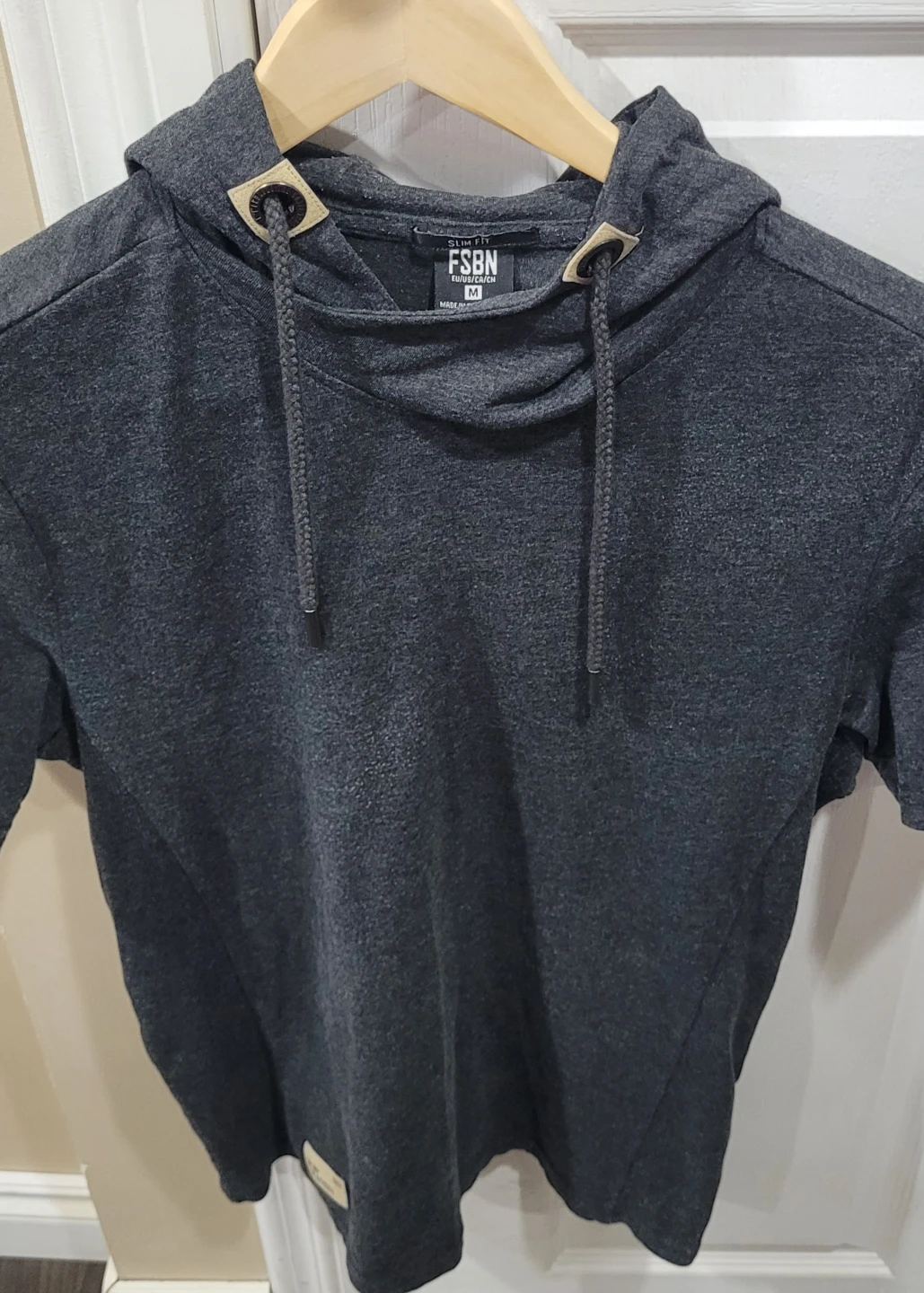 FSBN Slim Fit Hoodie - Size M - photo 4