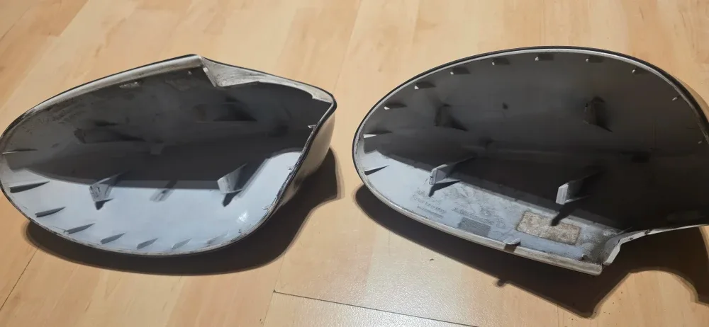 BMW Carbon Fiber Mirror Caps image indicator(2)