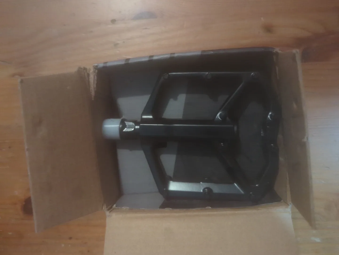 HAIXIN PEDAL - New in Box image indicator(2)