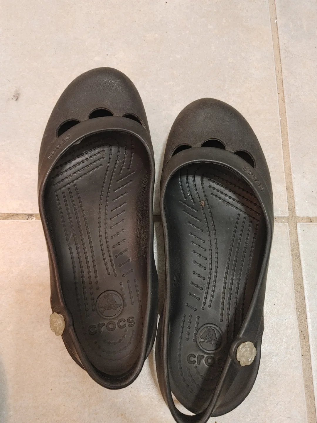Crocs Women's Size 7 Black Flats image indicator(6)