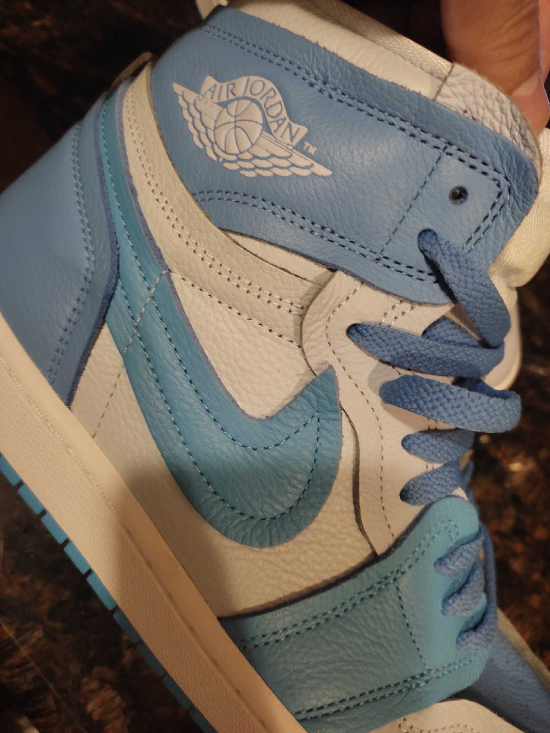 Air Jordan 1 Retro High OG University Blue, Size 10.5 - photo 3