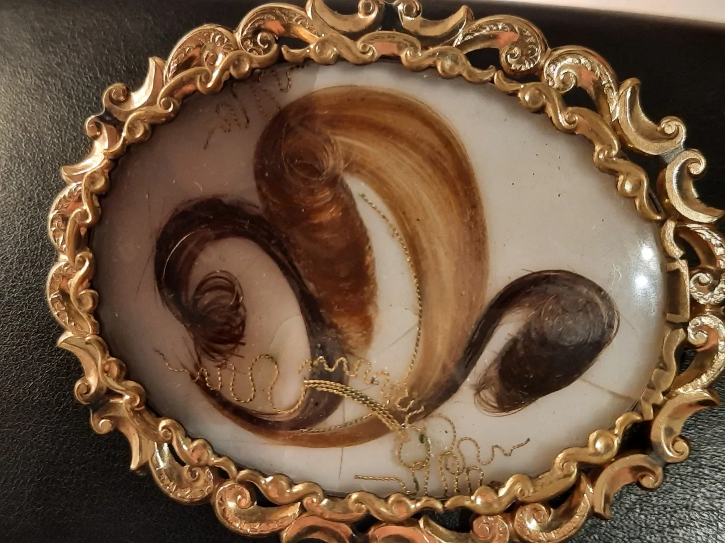 Antique gold 12k gf Victorian Hair Art Brooch image indicator(5)