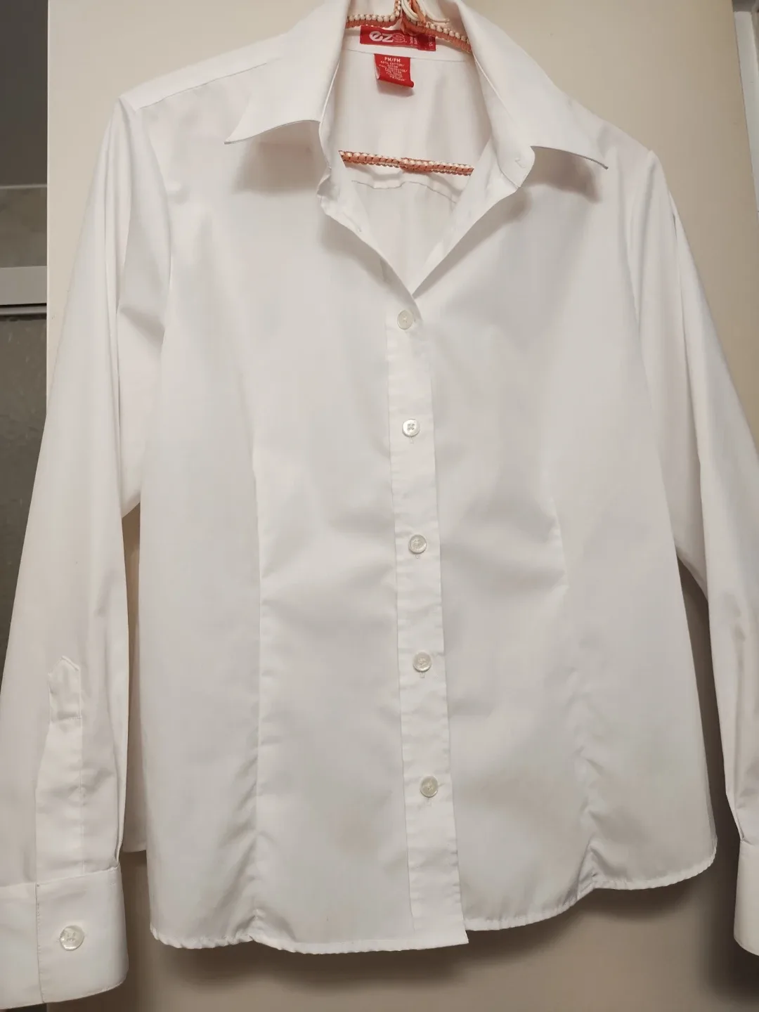 🥕Ets Haggar Petite White Button-Up Shirt - Size PM/M image indicator(2)