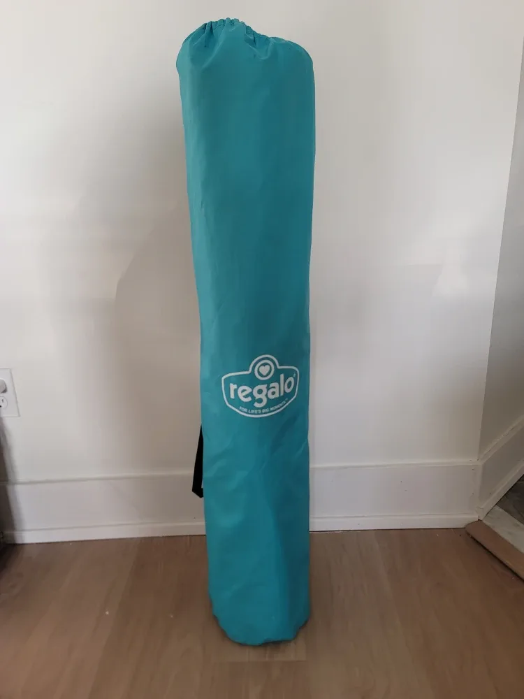 NEW Regalo Portable Play Yard