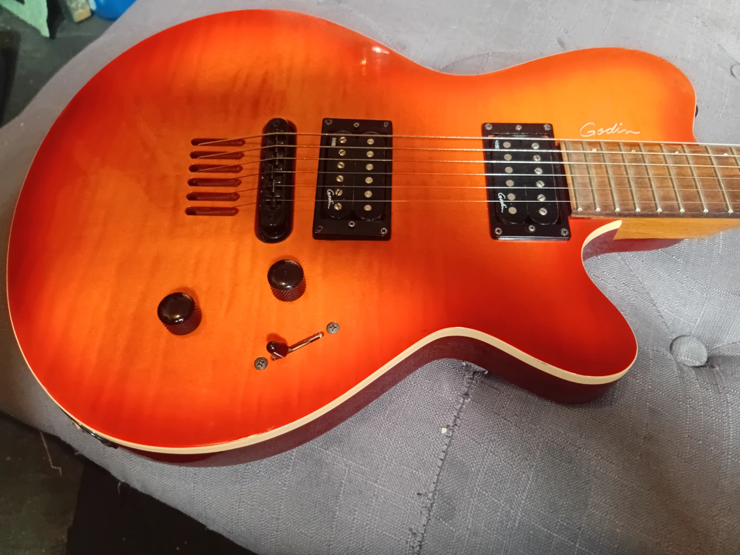 Godin LG Electric Guitar - photo 2