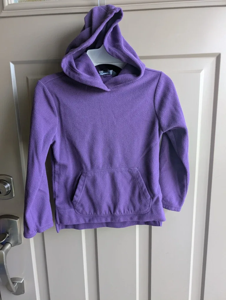 Girls sz 6 sweaters $5 each image indicator(5)