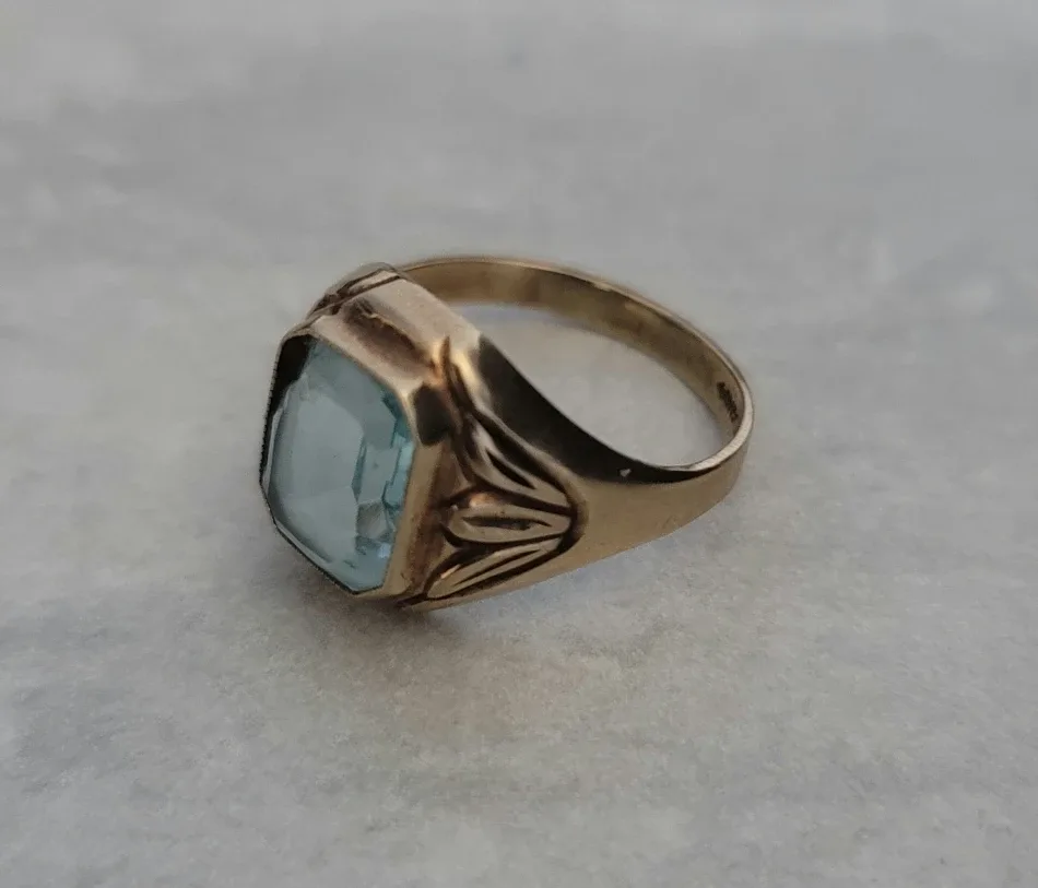 ✨ Vintage Art Deco 10K Gold Blue Stone Ring ✨
