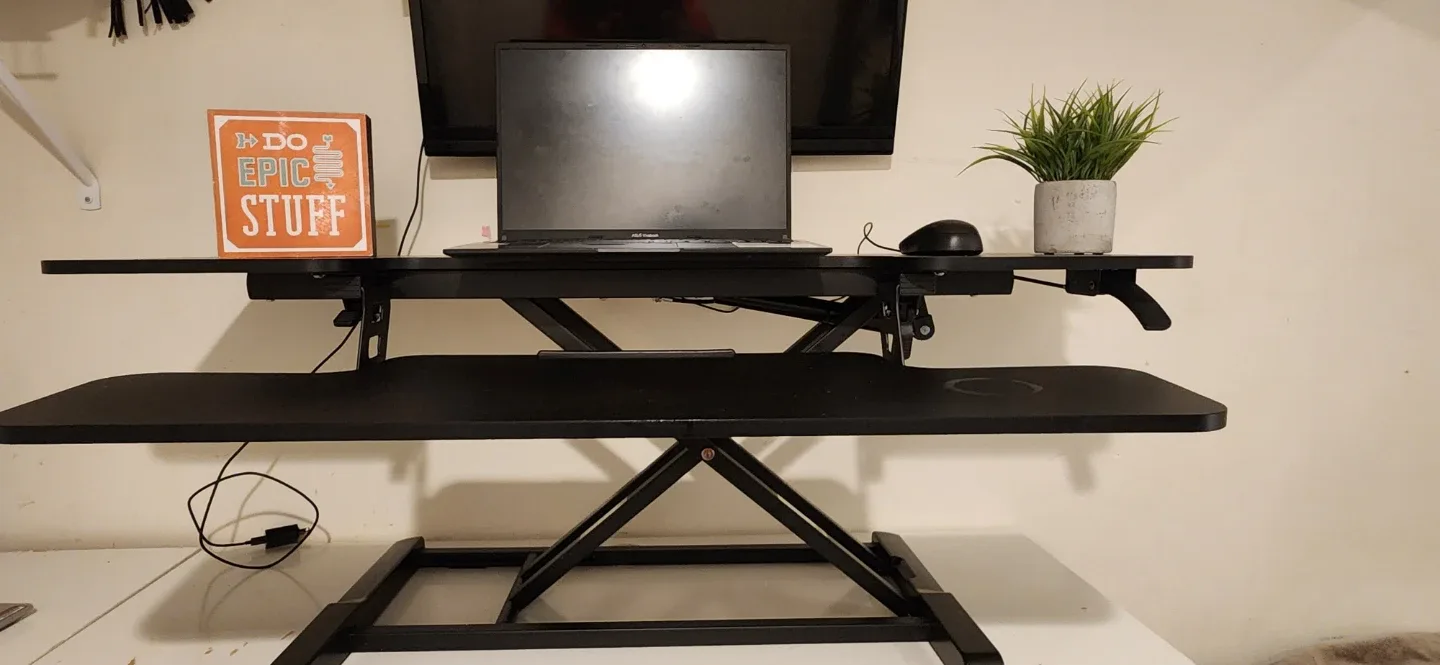Standing Desk - Black image indicator(2)
