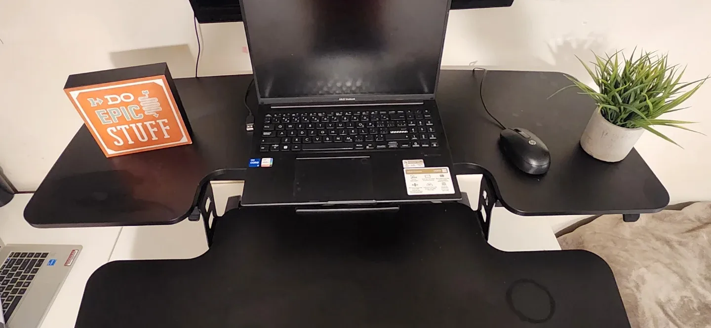 Standing Desk - Black image indicator(4)