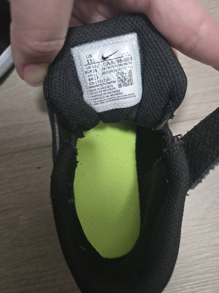 Nike Kids' Black Training Shoes - Size 11C - photo 2