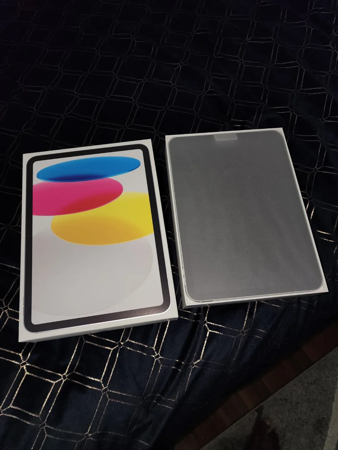 IPad  10" 128GB image indicator(4)